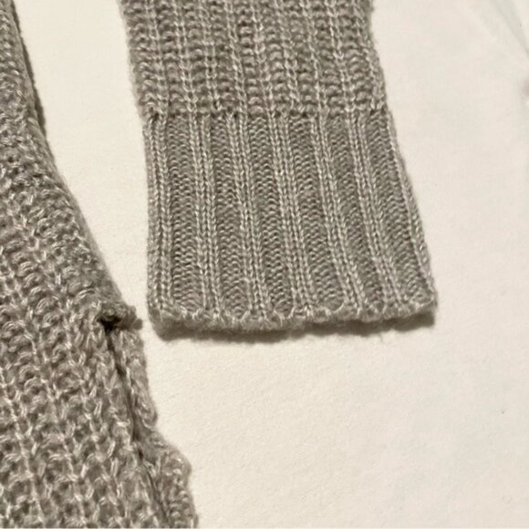 Ex-Girlfriend Womens Long Sleeve Sweater Cut Out Shoulders Size XL - Picture 14 of 16